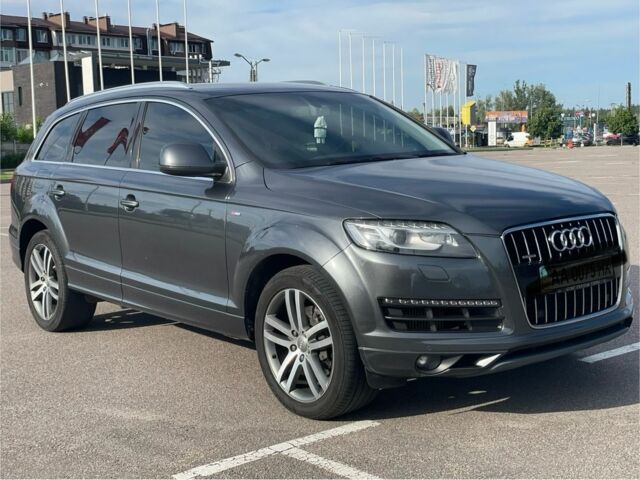 Ауди Ку 7 2009 в Киеве на Automoto.ua Серый Ауди Ку 7, объемом двигателя 4.1 л и пробегом 290 тыс. км за 18500 $, фото 3 на Automoto.ua