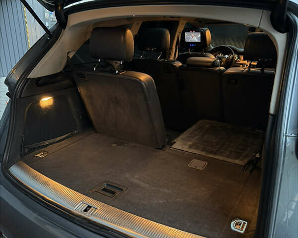 Сірий Ауді Ку 7, об'ємом двигуна 3 л та пробігом 290 тис. км за 15300 $, фото 96 на Automoto.ua