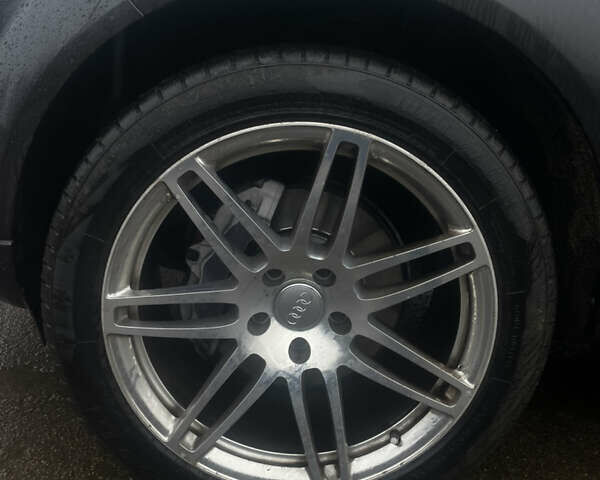 Серый Ауди Ку 7, объемом двигателя 3.6 л и пробегом 305 тыс. км за 12700 $, фото 14 на Automoto.ua