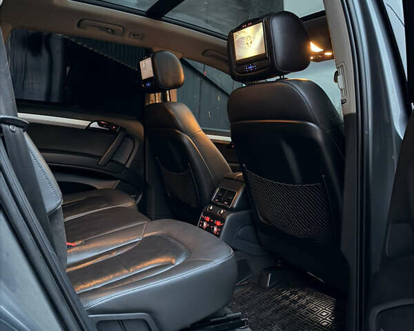 Сірий Ауді Ку 7, об'ємом двигуна 3 л та пробігом 290 тис. км за 15300 $, фото 89 на Automoto.ua