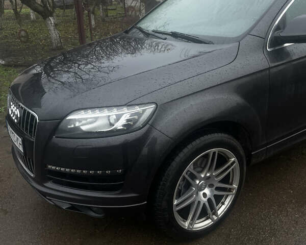 Серый Ауди Ку 7, объемом двигателя 3.6 л и пробегом 305 тыс. км за 12700 $, фото 3 на Automoto.ua