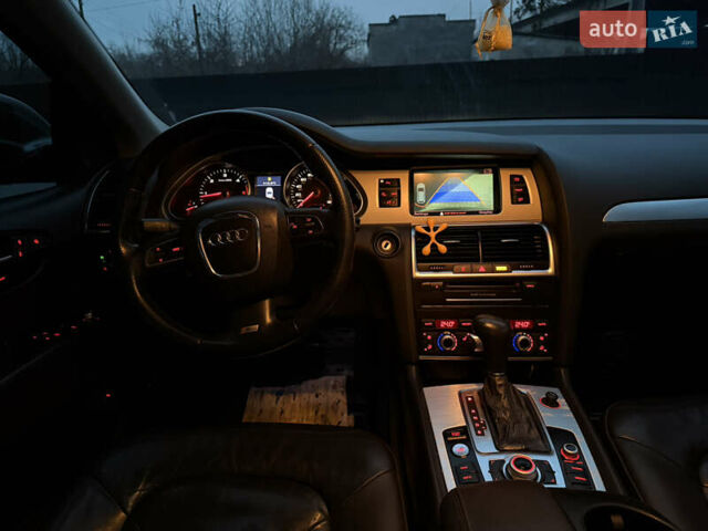 Сірий Ауді Ку 7, об'ємом двигуна 3 л та пробігом 290 тис. км за 15300 $, фото 92 на Automoto.ua