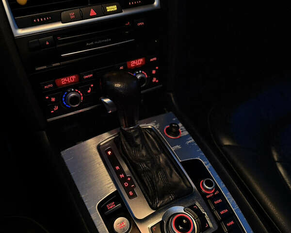 Сірий Ауді Ку 7, об'ємом двигуна 3 л та пробігом 290 тис. км за 15300 $, фото 112 на Automoto.ua