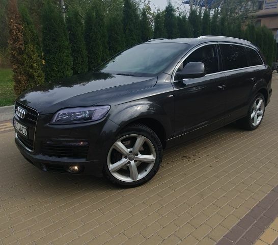 Серый Ауди Ку 7, объемом двигателя 3 л и пробегом 272 тыс. км за 7900 $, фото 13 на Automoto.ua