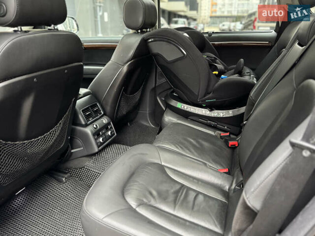 Серый Ауди Ку 7, объемом двигателя 2.97 л и пробегом 390 тыс. км за 12999 $, фото 43 на Automoto.ua