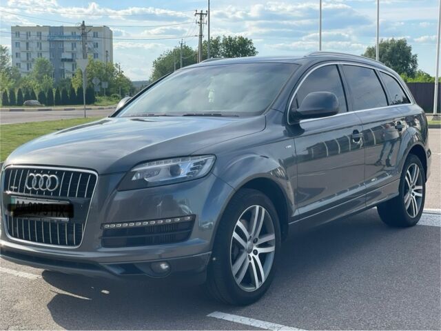 Ауди Ку 7 2009 в Киеве на Automoto.ua Серый Ауди Ку 7, объемом двигателя 4.1 л и пробегом 290 тыс. км за 18500 $, фото 1 на Automoto.ua