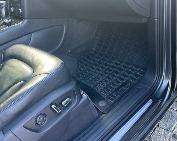 Серый Ауди Ку 7, объемом двигателя 4.13 л и пробегом 308 тыс. км за 21500 $, фото 28 на Automoto.ua