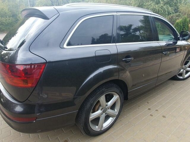 Серый Ауди Ку 7, объемом двигателя 3 л и пробегом 272 тыс. км за 7900 $, фото 4 на Automoto.ua