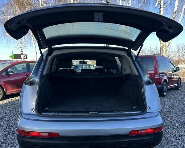 Сірий Ауді Ку 7, об'ємом двигуна 3 л та пробігом 252 тис. км за 12500 $, фото 17 на Automoto.ua