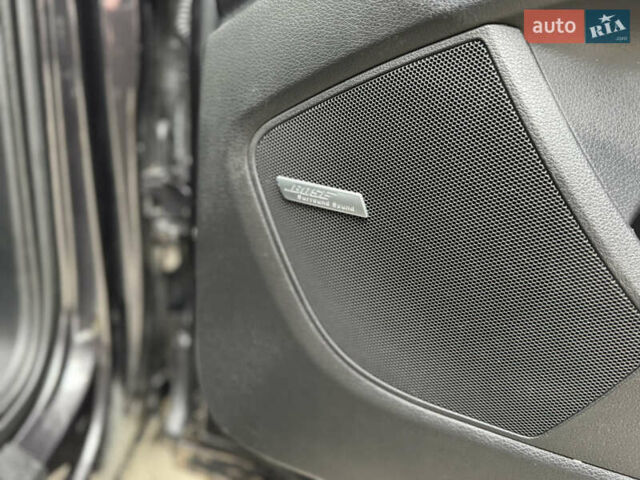 Серый Ауди Ку 7, объемом двигателя 2.97 л и пробегом 390 тыс. км за 12999 $, фото 41 на Automoto.ua