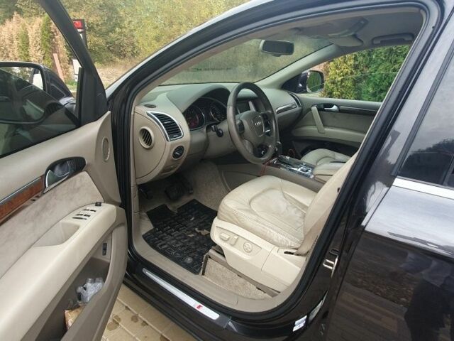 Серый Ауди Ку 7, объемом двигателя 3 л и пробегом 272 тыс. км за 7900 $, фото 7 на Automoto.ua