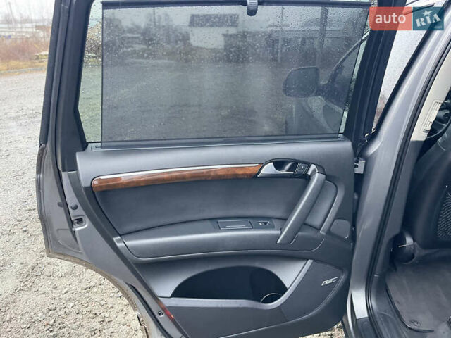 Серый Ауди Ку 7, объемом двигателя 2.97 л и пробегом 270 тыс. км за 15300 $, фото 20 на Automoto.ua