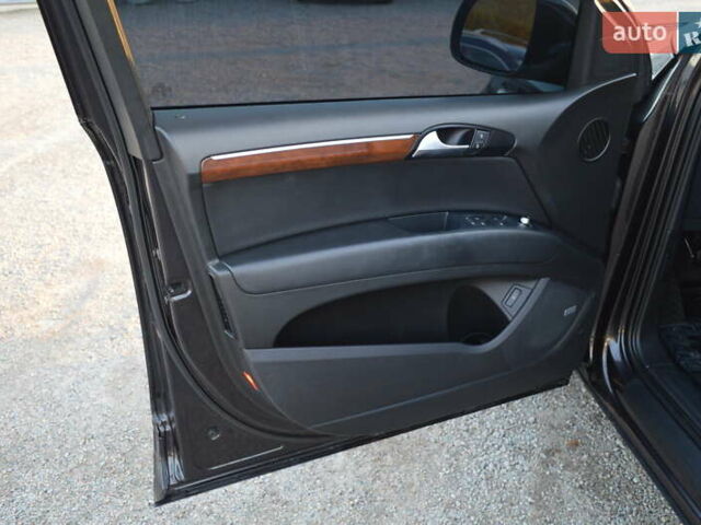 Серый Ауди Ку 7, объемом двигателя 2.97 л и пробегом 241 тыс. км за 16500 $, фото 4 на Automoto.ua