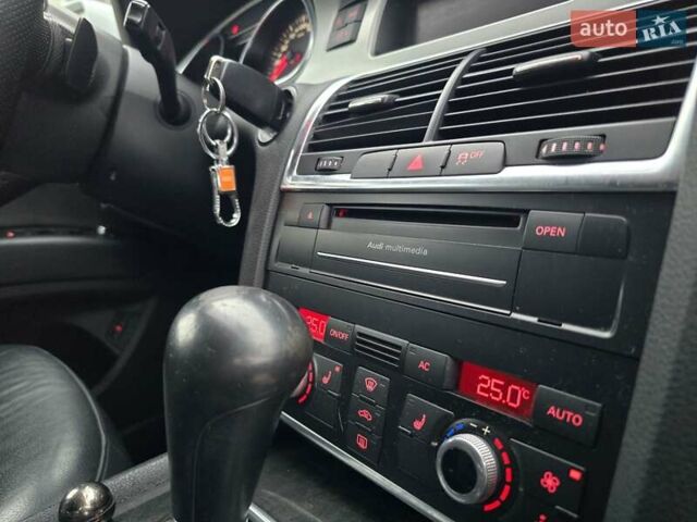 Серый Ауди Ку 7, объемом двигателя 2.97 л и пробегом 400 тыс. км за 11999 $, фото 40 на Automoto.ua