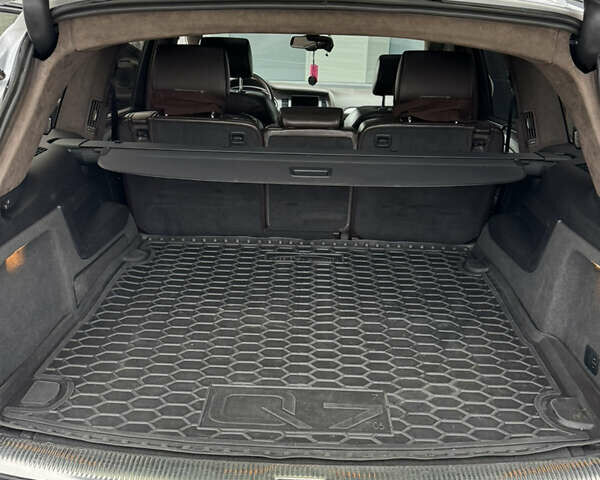 Сірий Ауді Ку 7, об'ємом двигуна 2.97 л та пробігом 256 тис. км за 18500 $, фото 20 на Automoto.ua