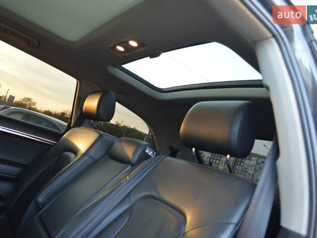 Серый Ауди Ку 7, объемом двигателя 2.97 л и пробегом 241 тыс. км за 16500 $, фото 7 на Automoto.ua