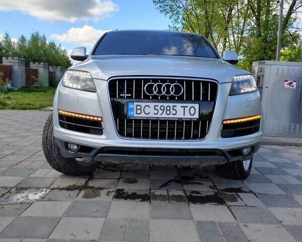 Серый Ауди Ку 7, объемом двигателя 4.2 л и пробегом 340 тыс. км за 19500 $, фото 9 на Automoto.ua