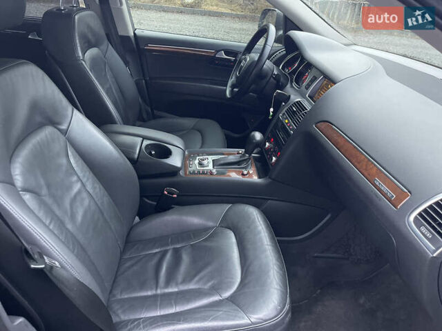 Серый Ауди Ку 7, объемом двигателя 2.97 л и пробегом 270 тыс. км за 15300 $, фото 27 на Automoto.ua