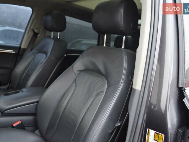 Серый Ауди Ку 7, объемом двигателя 2.97 л и пробегом 241 тыс. км за 16500 $, фото 19 на Automoto.ua