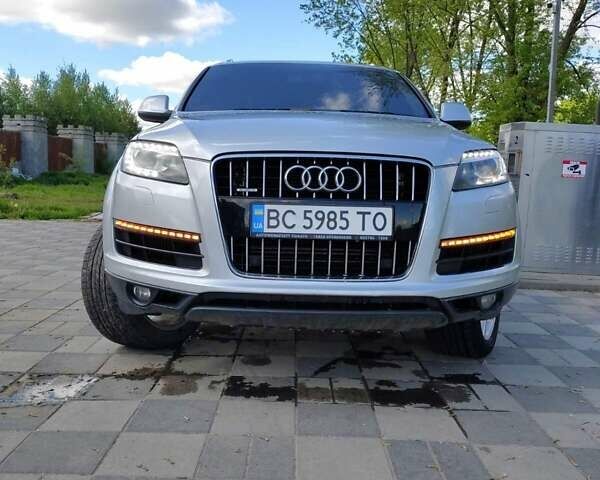 Серый Ауди Ку 7, объемом двигателя 4.2 л и пробегом 340 тыс. км за 19500 $, фото 19 на Automoto.ua