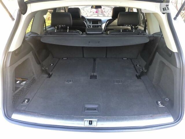 Ауди Ку 7 2010 в Ивано-Франковске на Automoto.ua Серый Ауди Ку 7, объемом двигателя 2.97 л и пробегом 343 тыс. км за 16200 $, фото 17 на Automoto.ua