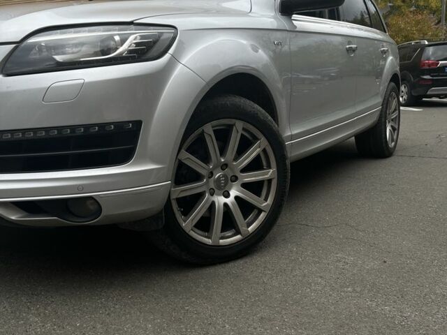 Сірий Ауді Ку 7, об'ємом двигуна 3 л та пробігом 277 тис. км за 13500 $, фото 18 на Automoto.ua