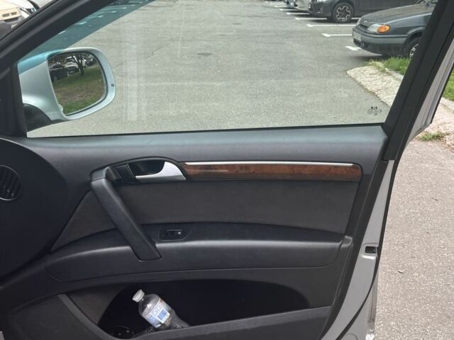 Сірий Ауді Ку 7, об'ємом двигуна 3 л та пробігом 277 тис. км за 13500 $, фото 13 на Automoto.ua