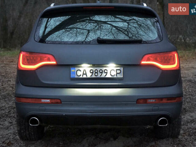 Серый Ауди Ку 7, объемом двигателя 4.13 л и пробегом 280 тыс. км за 14899 $, фото 1 на Automoto.ua