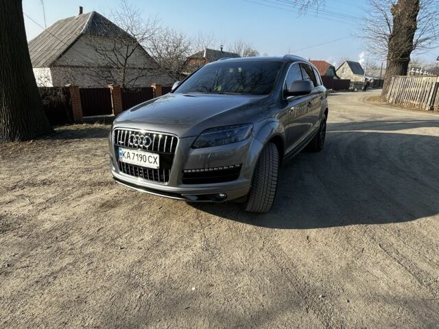 Сірий Ауді Ку 7, об'ємом двигуна 3 л та пробігом 240 тис. км за 15500 $, фото 1 на Automoto.ua