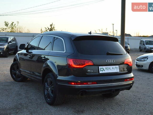 Серый Ауди Ку 7, объемом двигателя 2.97 л и пробегом 241 тыс. км за 16500 $, фото 2 на Automoto.ua