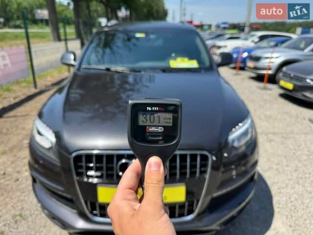 Серый Ауди Ку 7, объемом двигателя 3 л и пробегом 271 тыс. км за 15000 $, фото 42 на Automoto.ua