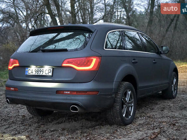 Серый Ауди Ку 7, объемом двигателя 4.13 л и пробегом 280 тыс. км за 14899 $, фото 4 на Automoto.ua