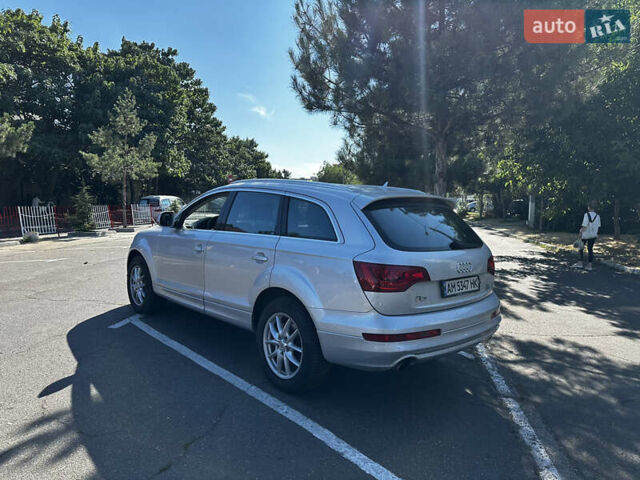 Серый Ауди Ку 7, объемом двигателя 2.97 л и пробегом 404 тыс. км за 11000 $, фото 1 на Automoto.ua