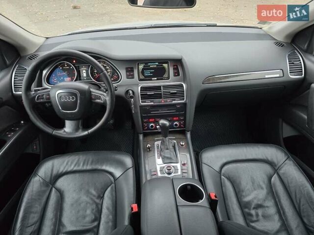 Серый Ауди Ку 7, объемом двигателя 2.97 л и пробегом 400 тыс. км за 11999 $, фото 29 на Automoto.ua