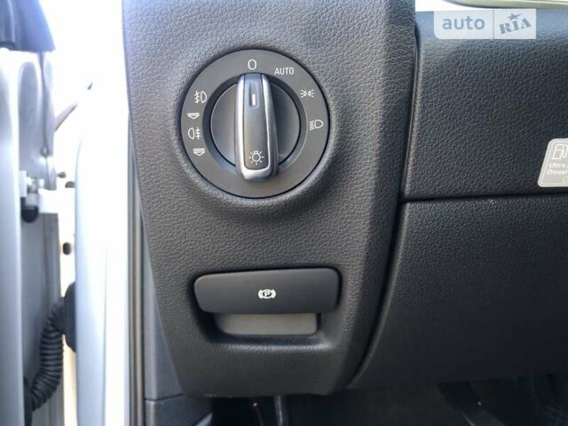 Ауди Ку 7 2010 в Ивано-Франковске на Automoto.ua Серый Ауди Ку 7, объемом двигателя 2.97 л и пробегом 343 тыс. км за 16200 $, фото 41 на Automoto.ua