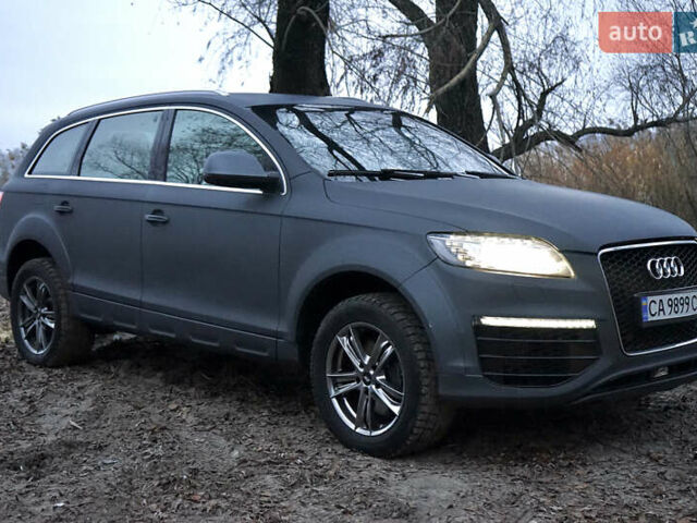 Серый Ауди Ку 7, объемом двигателя 4.13 л и пробегом 280 тыс. км за 14899 $, фото 2 на Automoto.ua