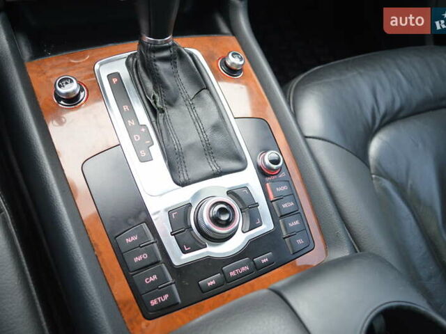 Серый Ауди Ку 7, объемом двигателя 2.97 л и пробегом 241 тыс. км за 16500 $, фото 38 на Automoto.ua