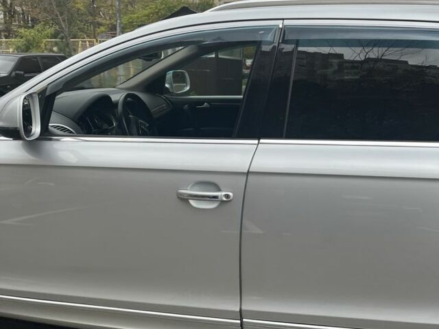 Сірий Ауді Ку 7, об'ємом двигуна 3 л та пробігом 277 тис. км за 13500 $, фото 2 на Automoto.ua