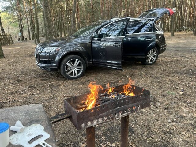 Серый Ауди Ку 7, объемом двигателя 3 л и пробегом 260 тыс. км за 18000 $, фото 2 на Automoto.ua