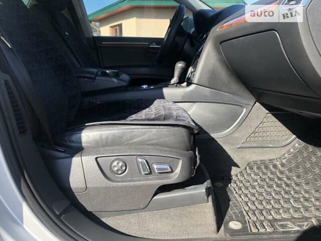 Ауди Ку 7 2010 в Ивано-Франковске на Automoto.ua Серый Ауди Ку 7, объемом двигателя 2.97 л и пробегом 343 тыс. км за 16200 $, фото 13 на Automoto.ua