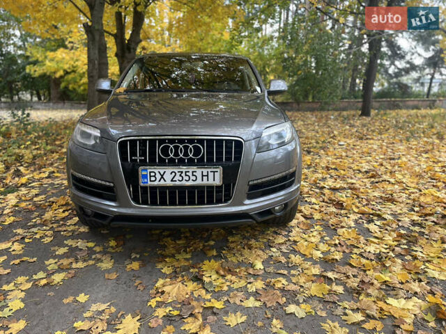 Ауді Ку 7 2011 у Нетешине на Automoto.ua Сірий Ауді Ку 7, об'ємом двигуна 3 л та пробігом 238 тис. км за 14500 $, фото 18 на Automoto.ua