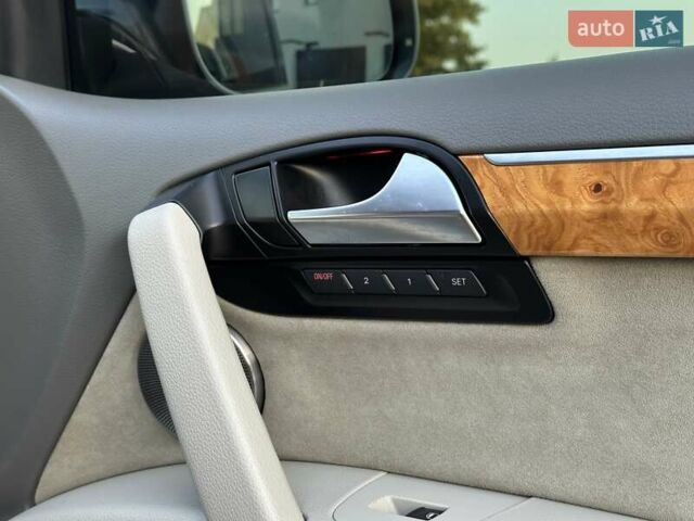 Серый Ауди Ку 7, объемом двигателя 2.97 л и пробегом 262 тыс. км за 17500 $, фото 56 на Automoto.ua