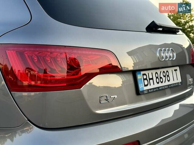 Серый Ауди Ку 7, объемом двигателя 2.97 л и пробегом 262 тыс. км за 17500 $, фото 14 на Automoto.ua