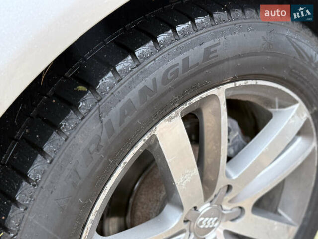 Ауді Ку 7 2011 у Києві на Automoto.ua Сірий Ауді Ку 7, об'ємом двигуна 2.97 л та пробігом 197 тис. км за 16500 $, фото 23 на Automoto.ua