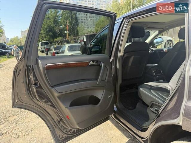 Серый Ауди Ку 7, объемом двигателя 3 л и пробегом 313 тыс. км за 17300 $, фото 5 на Automoto.ua