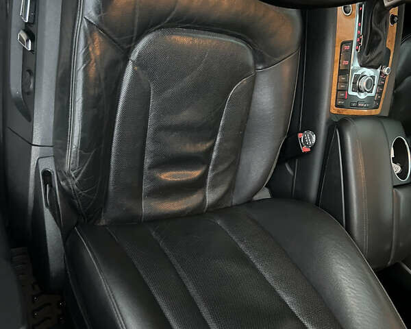 Сірий Ауді Ку 7, об'ємом двигуна 3 л та пробігом 230 тис. км за 12700 $, фото 5 на Automoto.ua