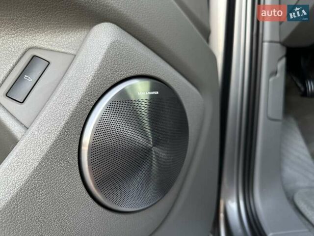 Серый Ауди Ку 7, объемом двигателя 2.97 л и пробегом 262 тыс. км за 17500 $, фото 51 на Automoto.ua