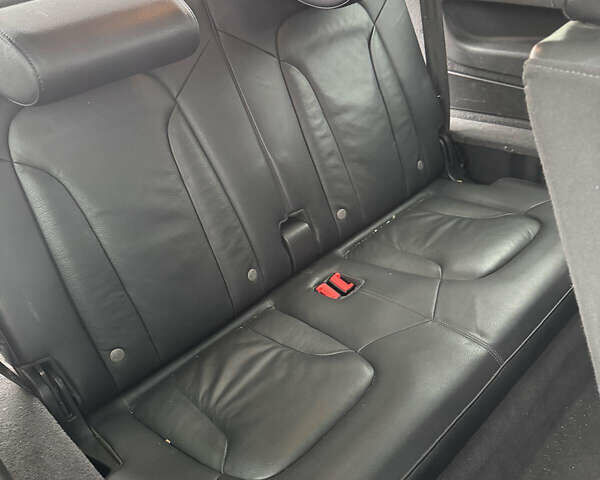 Серый Ауди Ку 7, объемом двигателя 2.97 л и пробегом 310 тыс. км за 18500 $, фото 10 на Automoto.ua