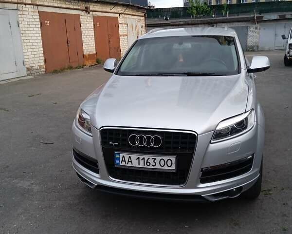 Серый Ауди Ку 7, объемом двигателя 3 л и пробегом 160 тыс. км за 10800 $, фото 1 на Automoto.ua