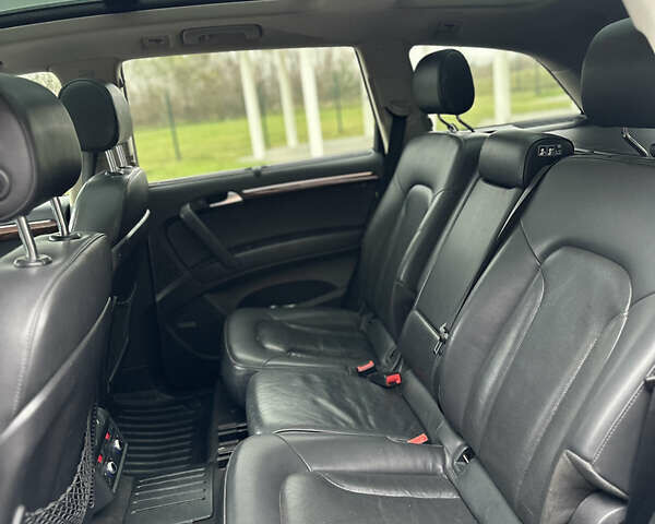 Сірий Ауді Ку 7, об'ємом двигуна 2.97 л та пробігом 200 тис. км за 19000 $, фото 7 на Automoto.ua